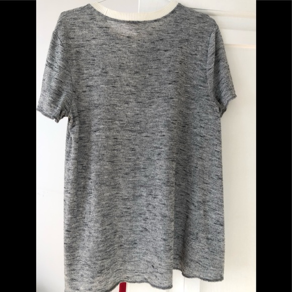 Aritzia (Wilfred) Grey & White Top - Size M - Picture 4 of 6